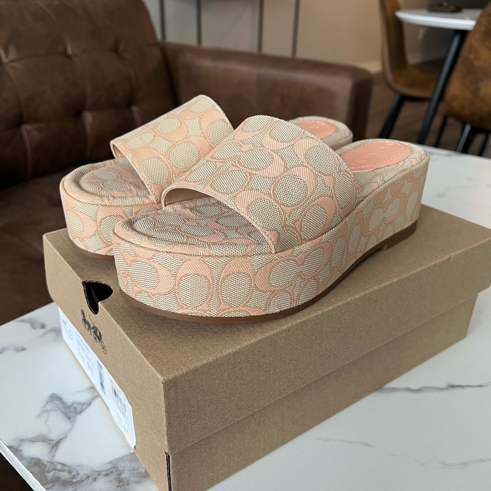 Coach Women's Eloise Sandals